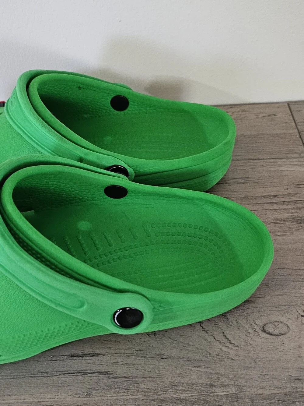 CROCS Green Clog Star Wars Character Charms Men 6 Women 8